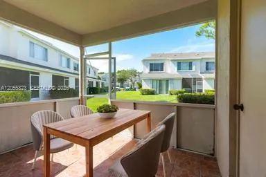 16640 Hemingway Dr #16640 Weston, FL 33326