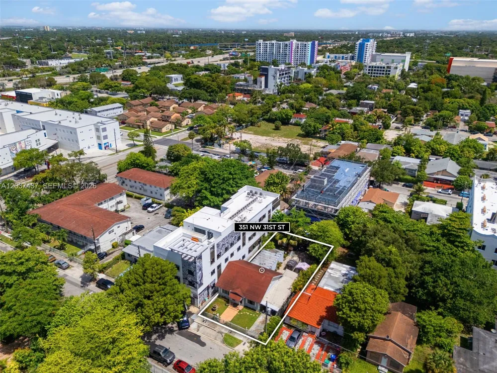 351 NW 31st St Miami, FL 33127