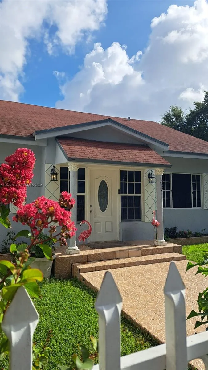 351 NW 31st St Miami, FL 33127