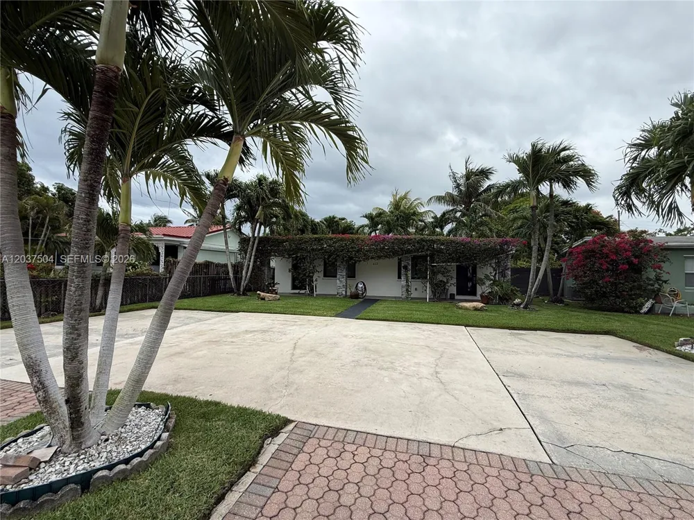 612 W Drew St #E Lantana, FL 33462