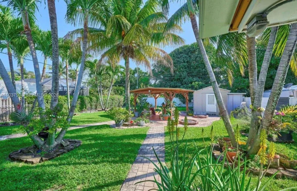 612 W Drew St #E Lantana, FL 33462