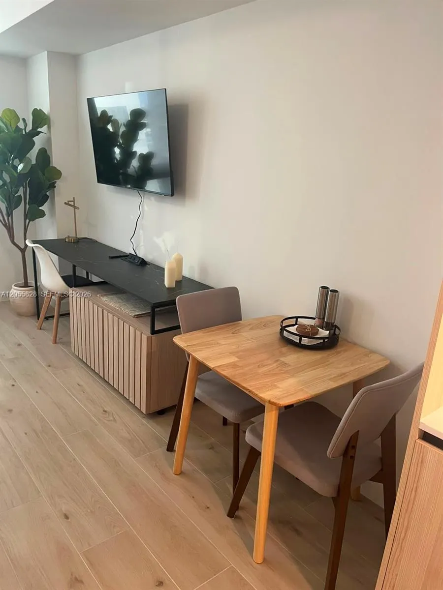 225 Miami Ave #2310 Miami, FL 33128