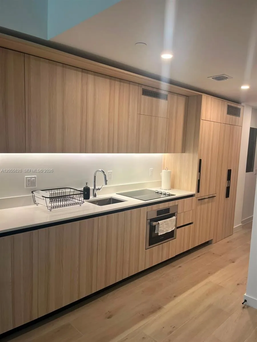 225 Miami Ave #2310 Miami, FL 33128