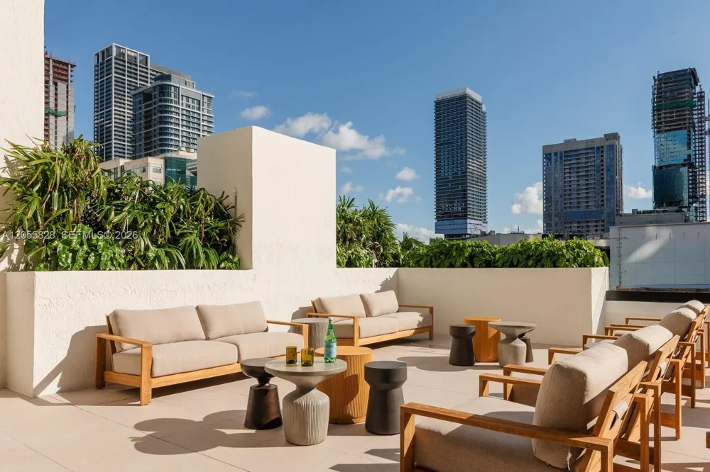 225 Miami Ave #2310 Miami, FL 33128