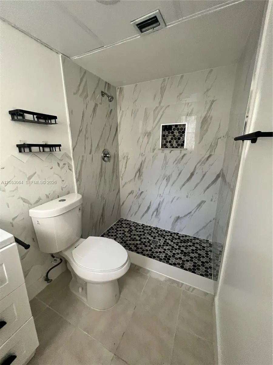 1800 SW 81st Ave #1118 North Lauderdale, FL 33068