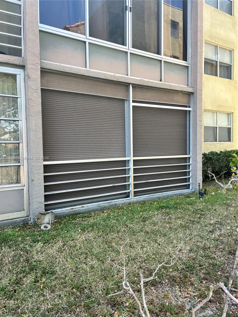 1800 SW 81st Ave #1118 North Lauderdale, FL 33068