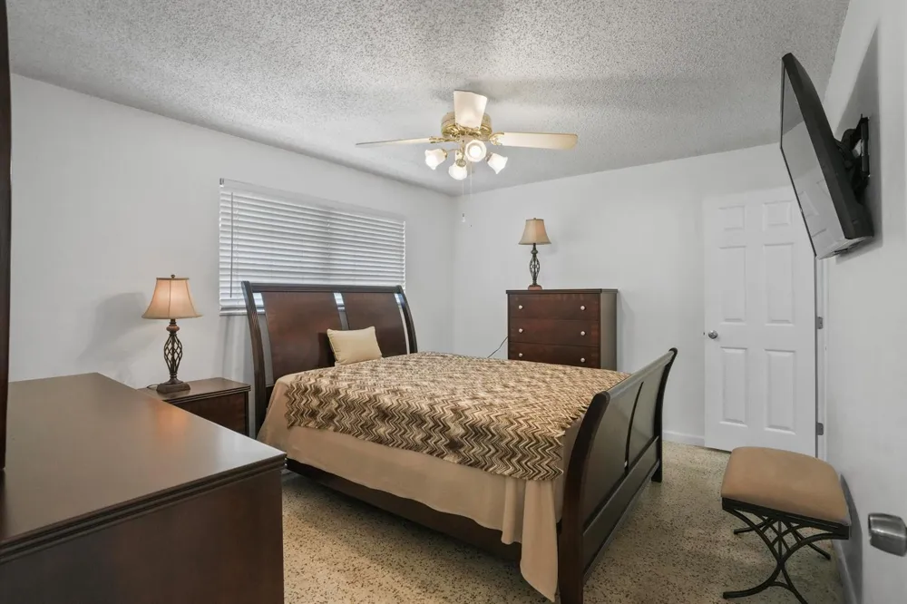 2270 SW 30TH TERRACE Fort Lauderdale, FL 33312