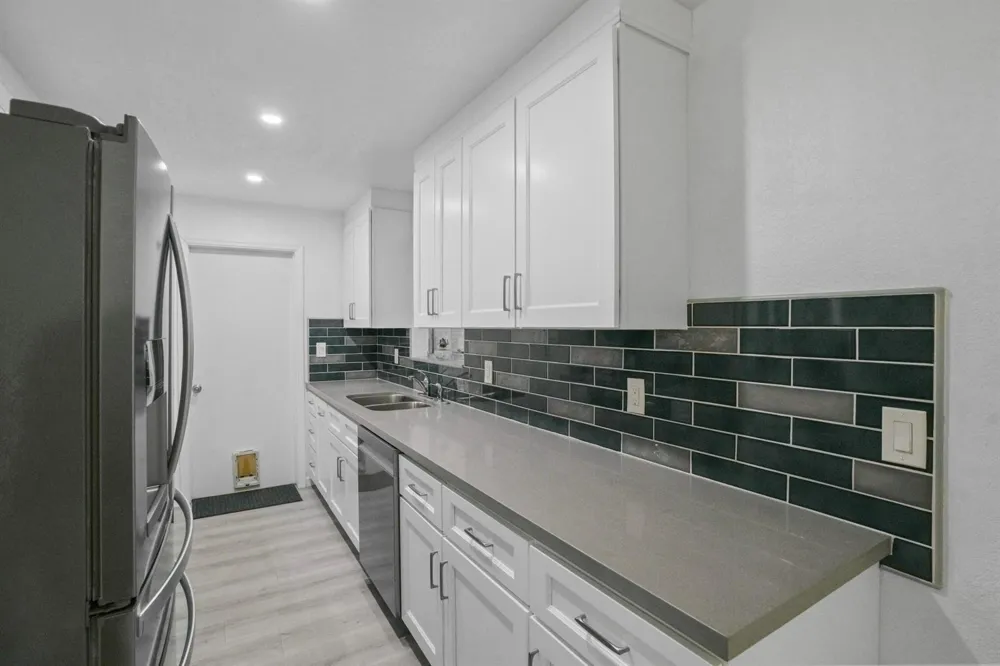 2270 SW 30TH TERRACE Fort Lauderdale, FL 33312