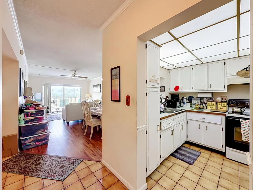 4117 Bougainvilla Drive #207 Lauderdale By The Sea, FL 33308