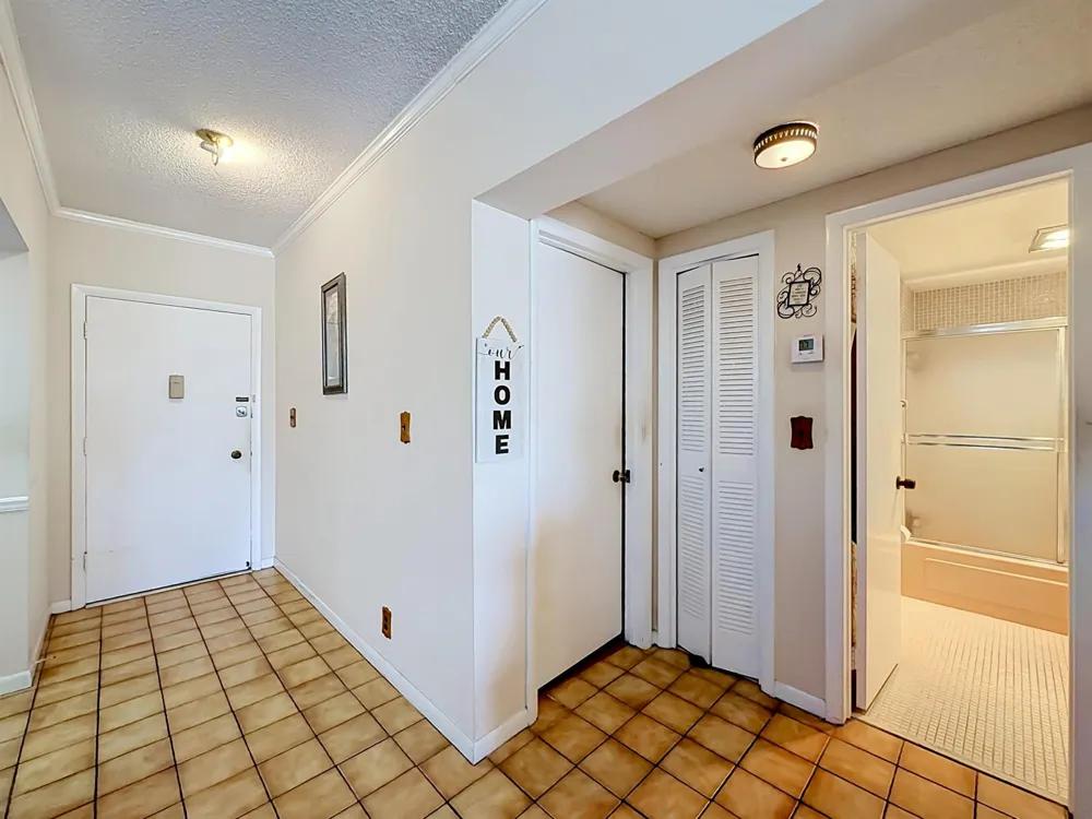 4117 Bougainvilla Drive #207 Lauderdale By The Sea, FL 33308