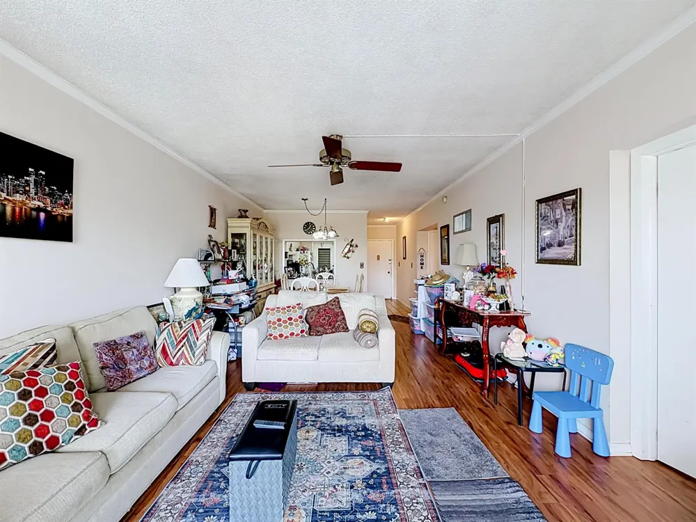 4117 Bougainvilla Drive #207 Lauderdale By The Sea, FL 33308