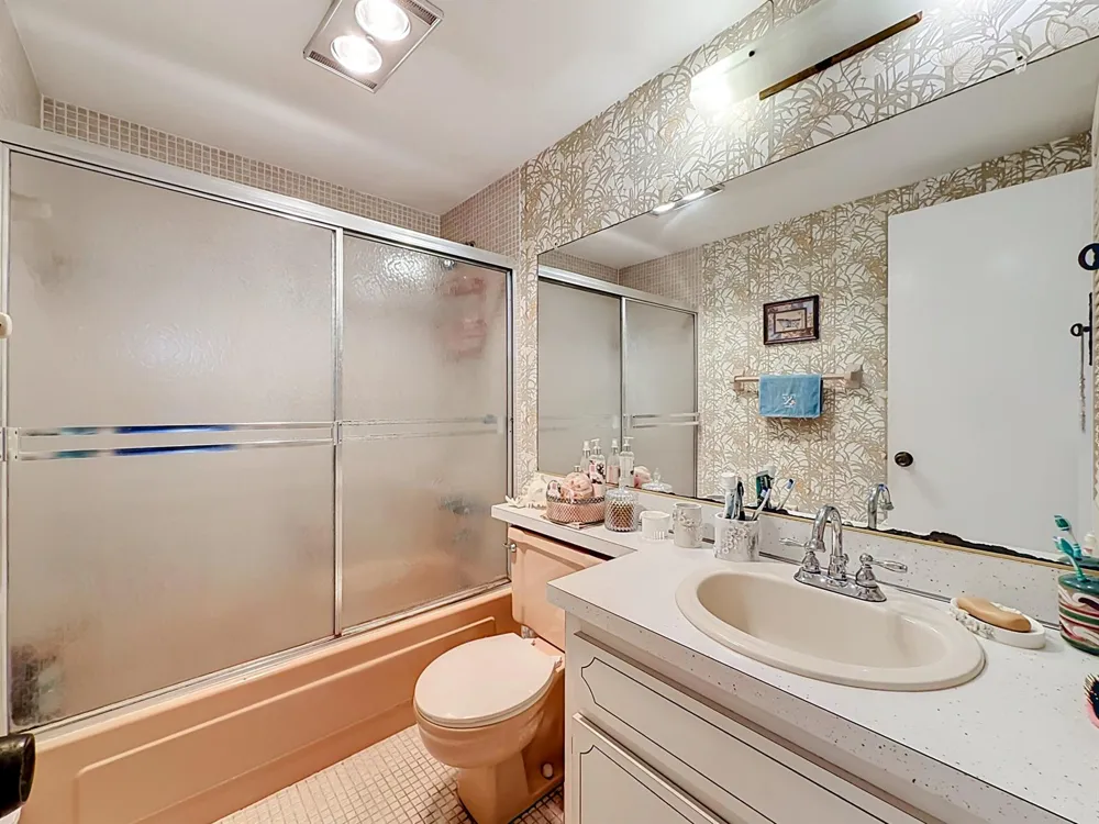 4117 Bougainvilla Drive #207 Lauderdale By The Sea, FL 33308