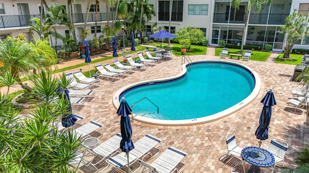 4117 Bougainvilla Drive #207 Lauderdale By The Sea, FL 33308