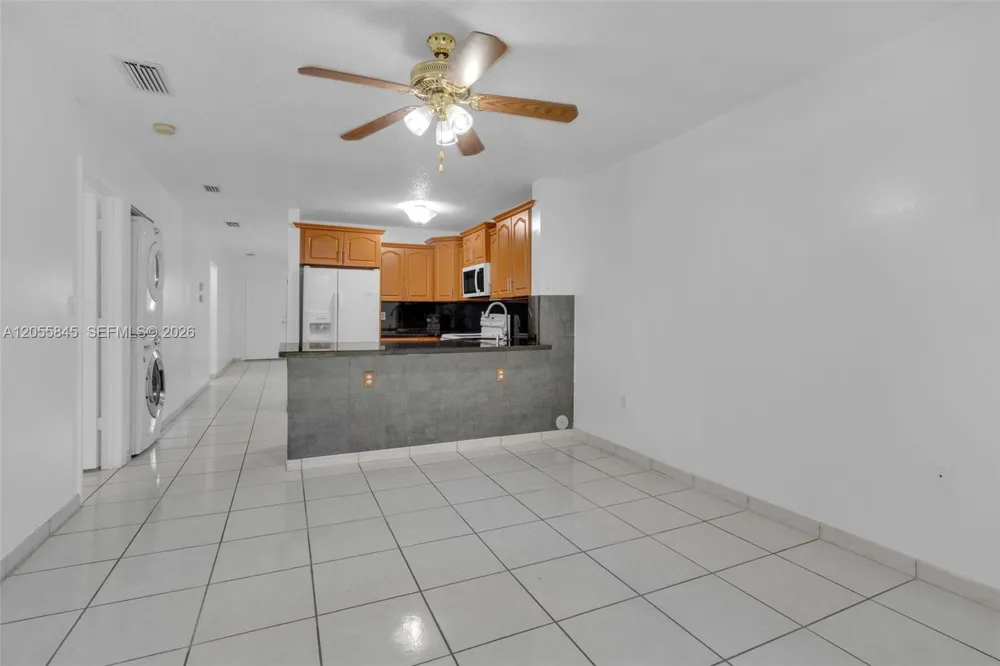 8851 NW 119th St #3112-3 Hialeah Gardens, FL 33018