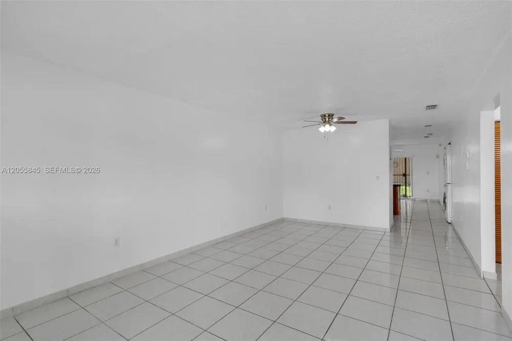 8851 NW 119th St #3112-3 Hialeah Gardens, FL 33018