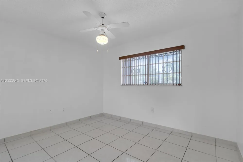 8851 NW 119th St #3112-3 Hialeah Gardens, FL 33018