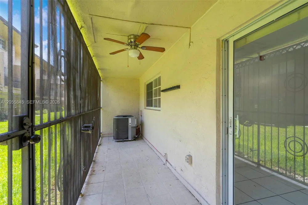8851 NW 119th St #3112-3 Hialeah Gardens, FL 33018