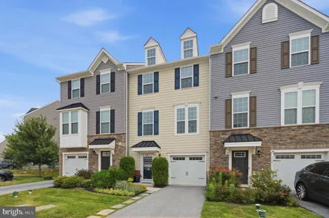 160 MULBERRY DRIVE