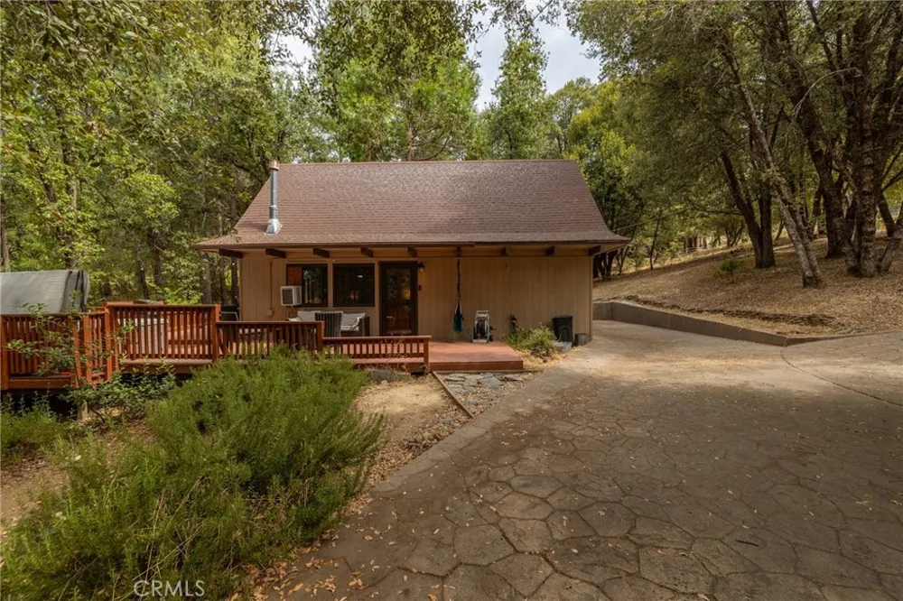 5655 Harris Cut Off Mariposa, CA 95338