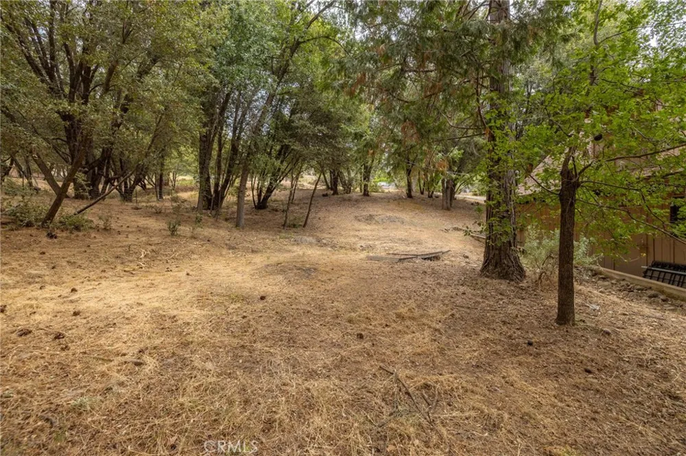 5655 Harris Cut Off Mariposa, CA 95338