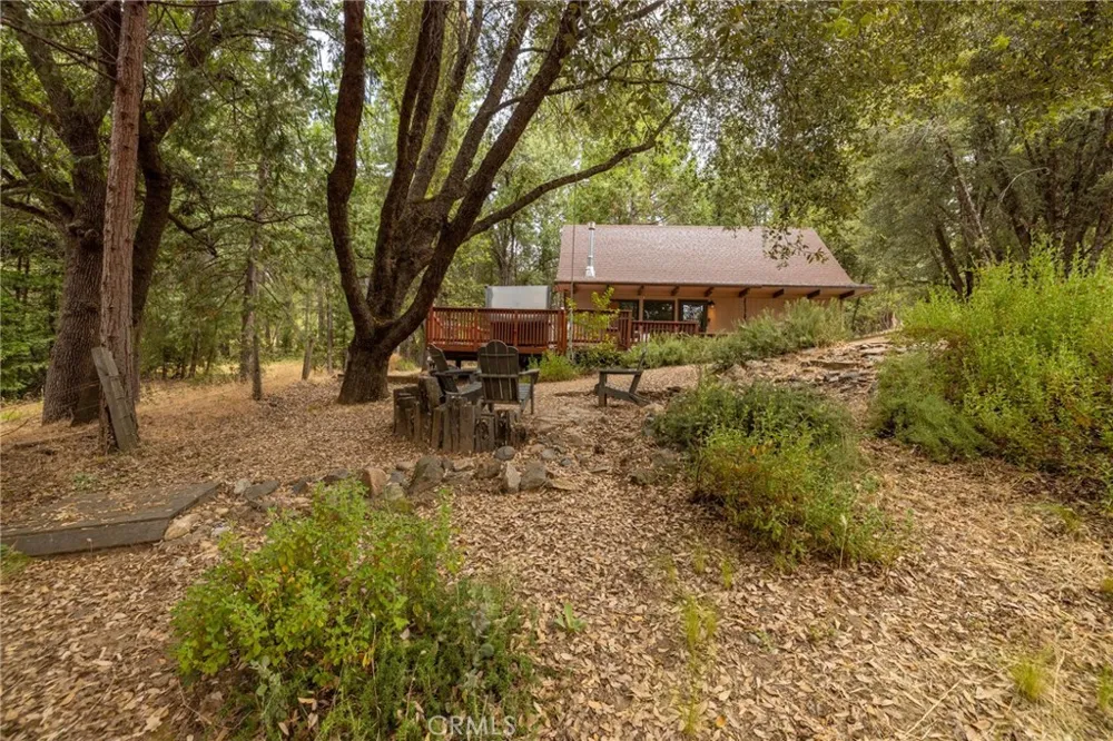 5655 Harris Cut Off Mariposa, CA 95338