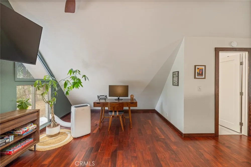 5655 Harris Cut Off Mariposa, CA 95338