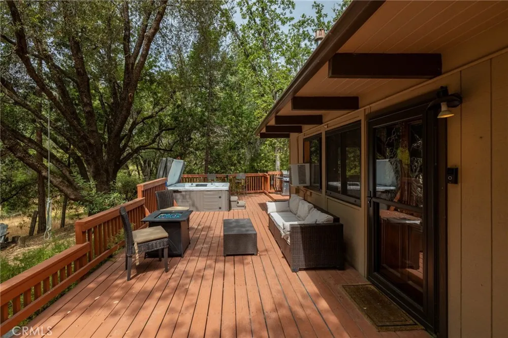5655 Harris Cut Off Mariposa, CA 95338