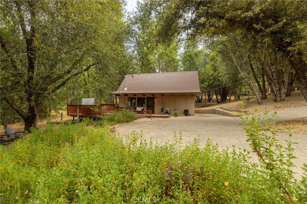 5655 Harris Cut Off Mariposa, CA 95338