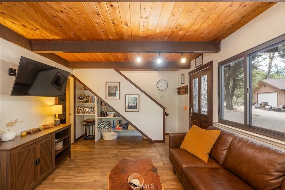 5655 Harris Cut Off Mariposa, CA 95338