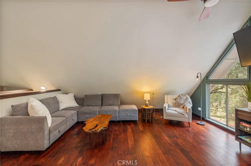 5655 Harris Cut Off Mariposa, CA 95338