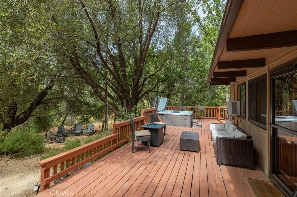 5655 Harris Cut Off Mariposa, CA 95338