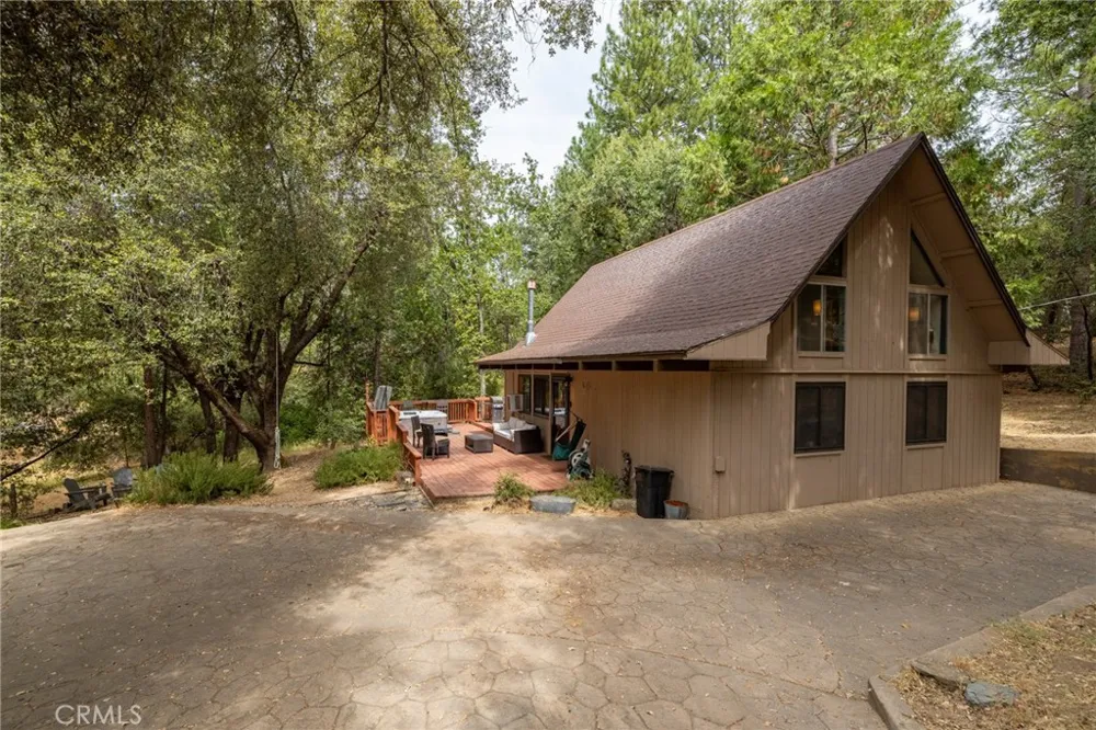 5655 Harris Cut Off Mariposa, CA 95338