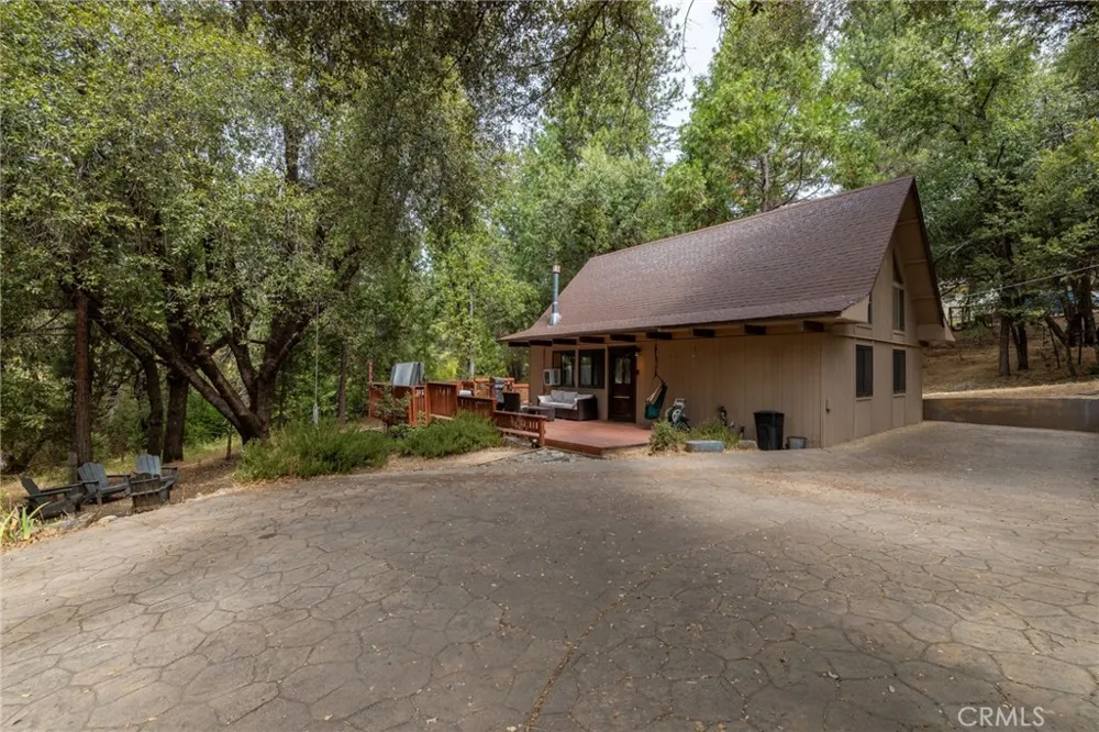 5655 Harris Cut Off Mariposa, CA 95338