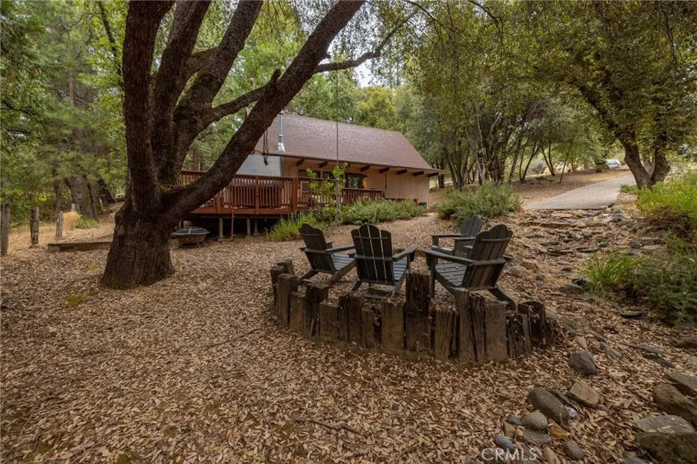 5655 Harris Cut Off Mariposa, CA 95338