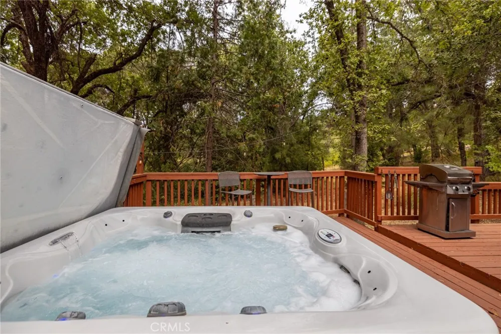5655 Harris Cut Off Mariposa, CA 95338