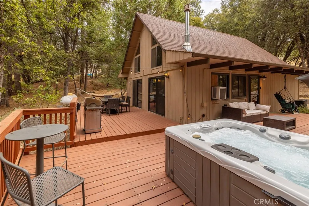 5655 Harris Cut Off Mariposa, CA 95338