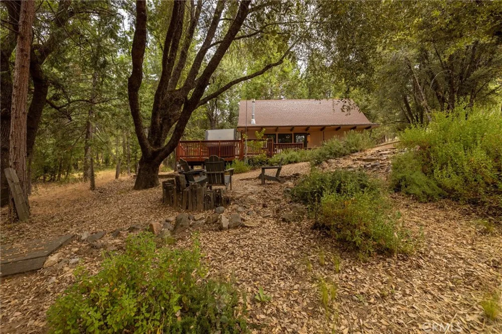 5655 Harris Cut Off Mariposa, CA 95338