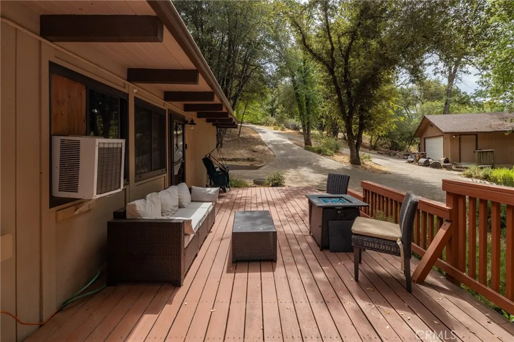 5655 Harris Cut Off Mariposa, CA 95338