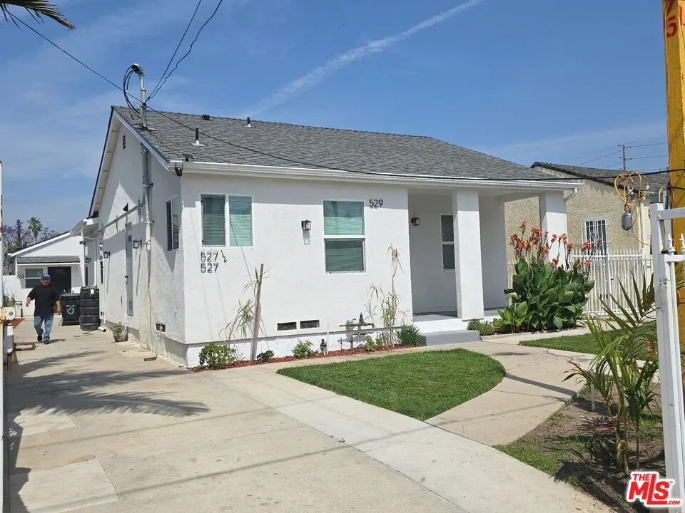 529 W 90th Street Los Angeles, CA 90044