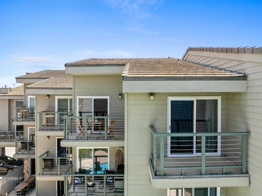 940 Sealane Drive #9 Encinitas, CA 92024