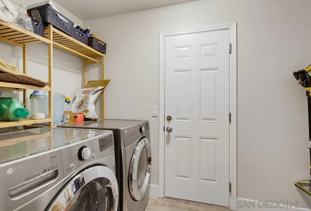 8140 Hillandale San Diego, CA 92120