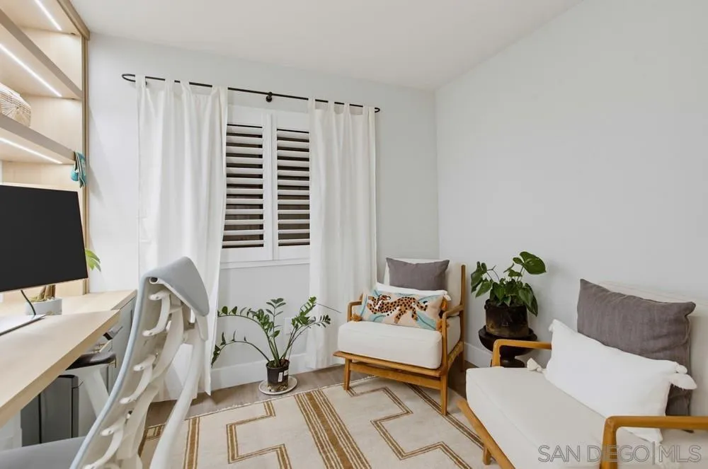 8140 Hillandale San Diego, CA 92120