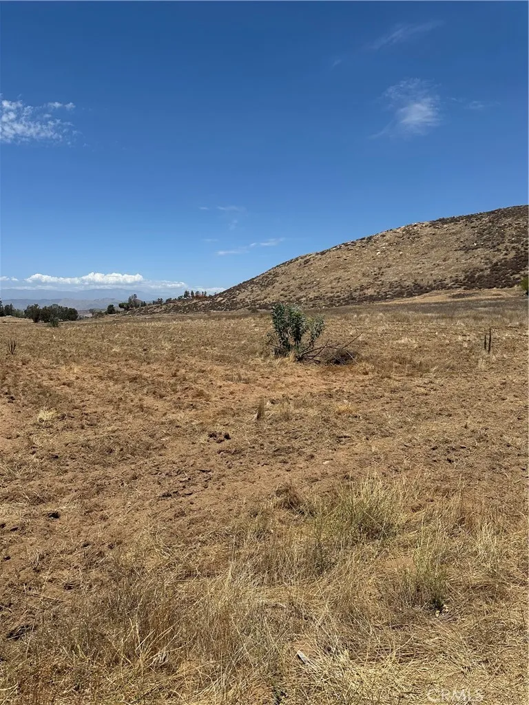 Cora Lee Lane Hemet, CA 92543