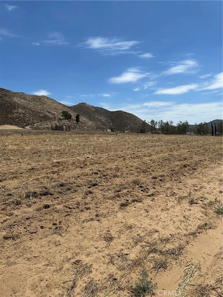 Cora Lee Lane Hemet, CA 92543
