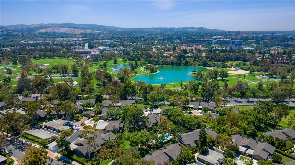 2 Prado #32 Irvine, CA 92612