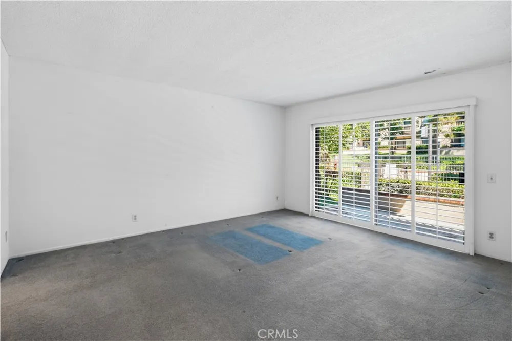 2 Prado #32 Irvine, CA 92612