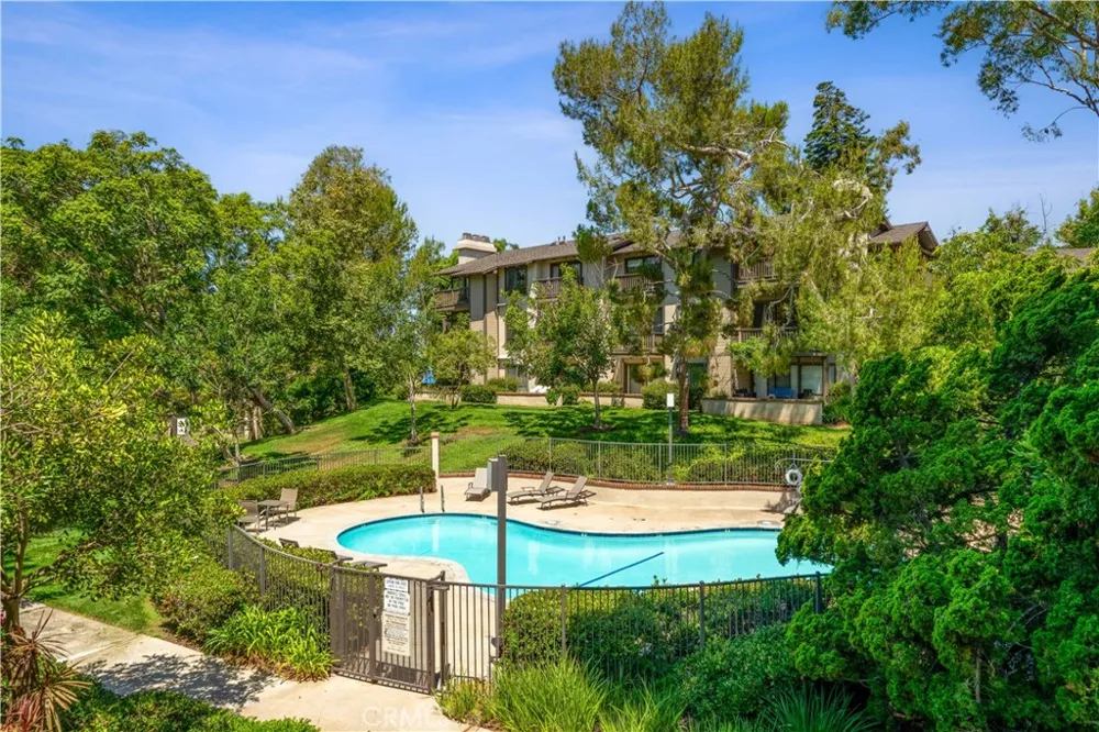 2 Prado #32 Irvine, CA 92612