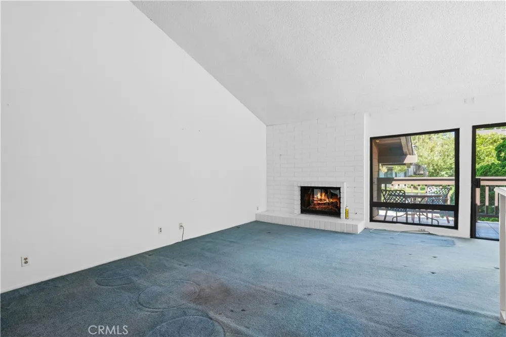 2 Prado #32 Irvine, CA 92612