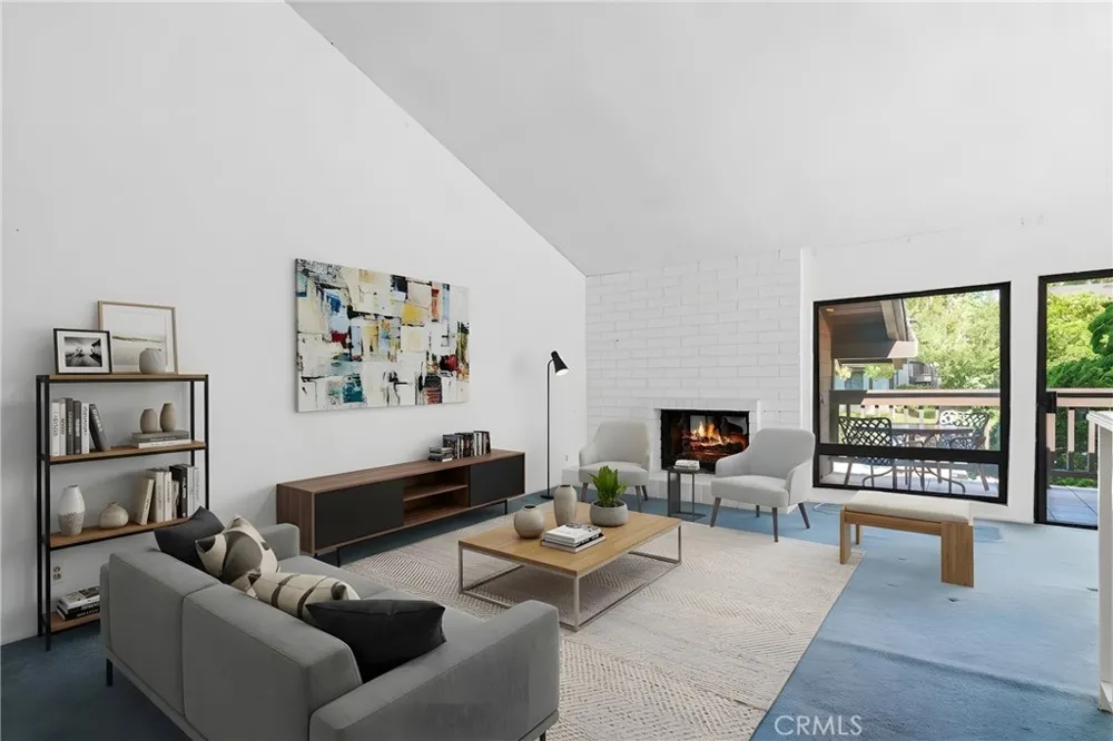 2 Prado #32 Irvine, CA 92612