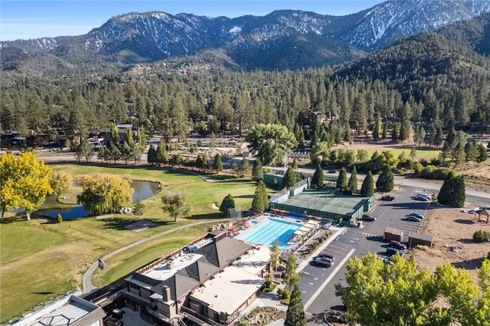 16421 Grizzly Drive Pine Mountain Club, CA 93222